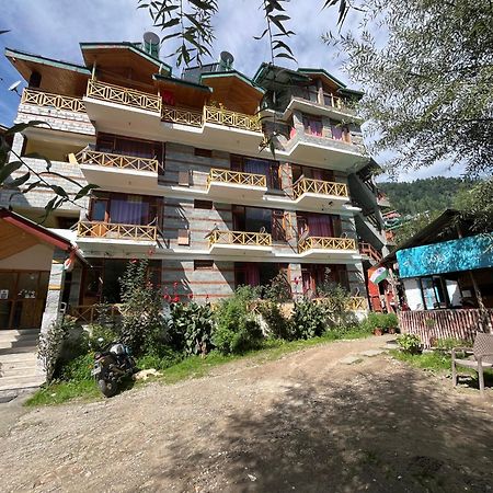 הוסטל Yolo Backpackers - Manali מראה חיצוני תמונה