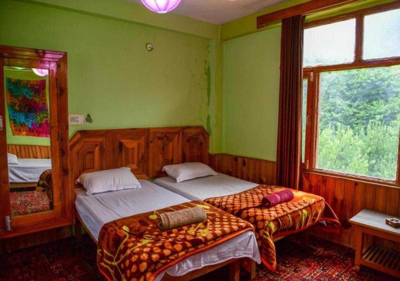 הוסטל Yolo Backpackers - Manali מראה חיצוני תמונה