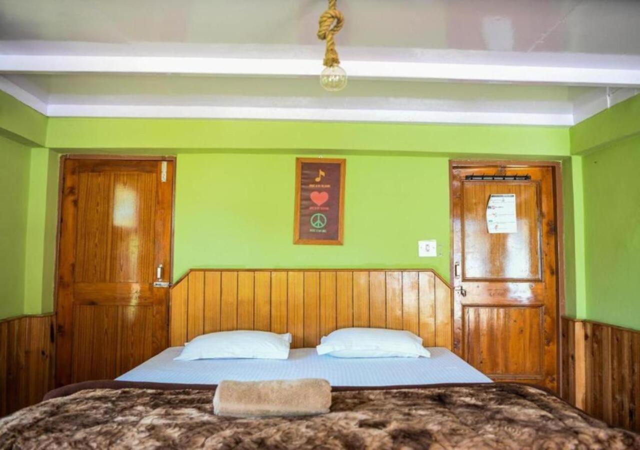 הוסטל Yolo Backpackers - Manali מראה חיצוני תמונה
